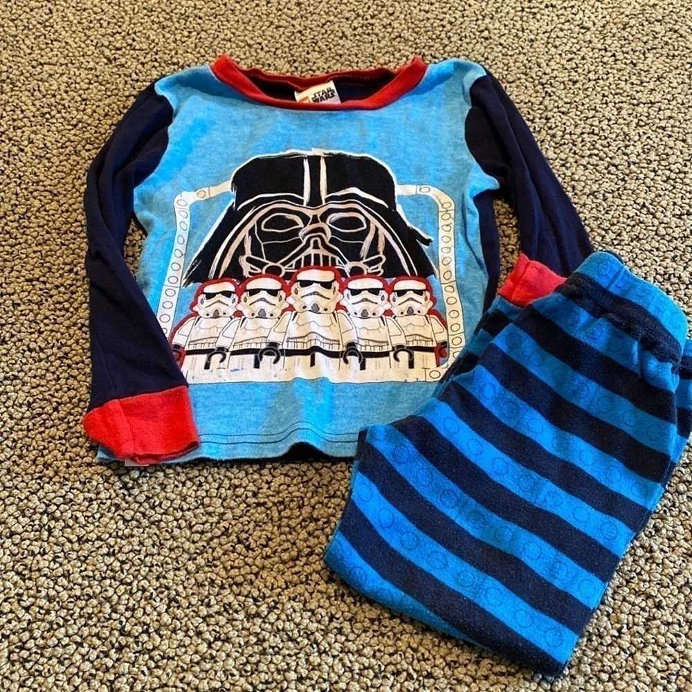 Lego Star Wars Pajama Set Size Boys 6 in EUC